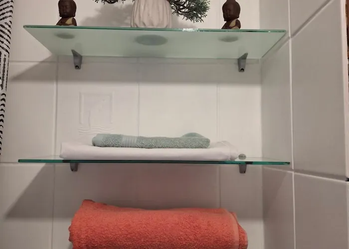 Kalda Tee - Self Chech-in, Free Parking Тарту